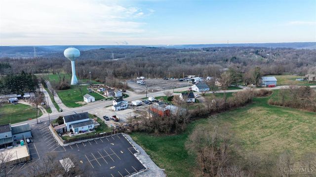 8982 Harrison Avenue, Cleves, OH 45002