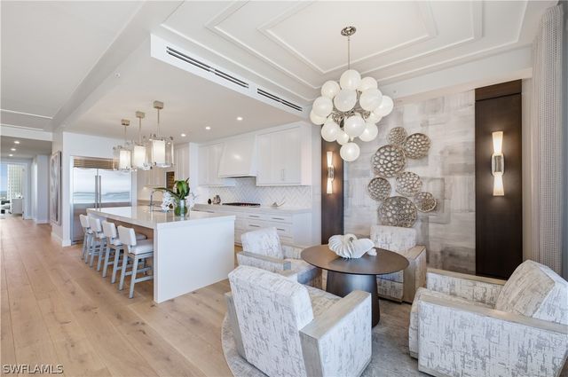 13945 Old Coast RD PH05, Naples, FL 34110