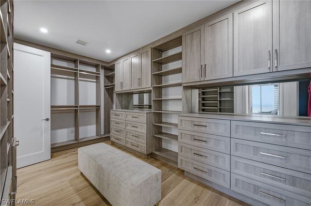 13945 Old Coast RD PH05, Naples, FL 34110