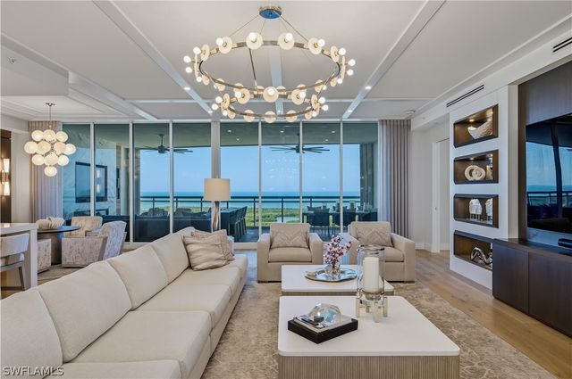 13945 Old Coast RD PH05, Naples, FL 34110