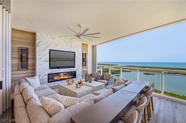 13945 Old Coast RD PH05, Naples, FL 34110