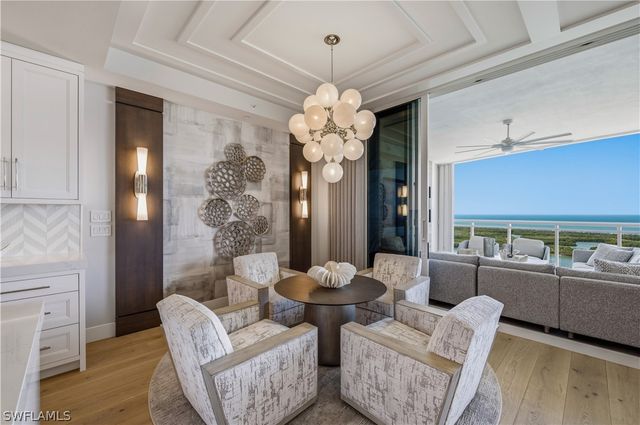 13945 Old Coast RD PH05, Naples, FL 34110