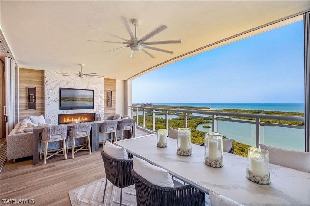 13945 Old Coast RD PH05, Naples, FL 34110