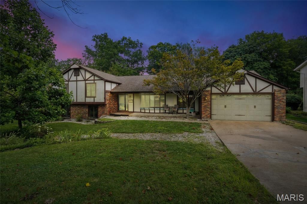 3754 Red Hawk Court, Bridgeton, MO 63044
