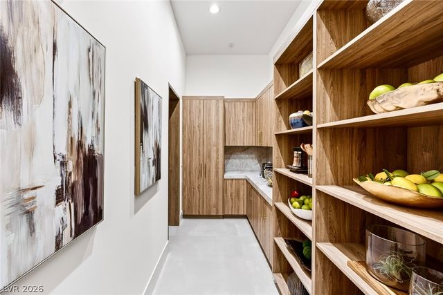 9805 Highridge Drive, Las Vegas, NV 89134