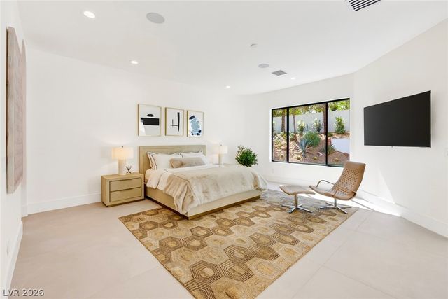 9805 Highridge Drive, Las Vegas, NV 89134