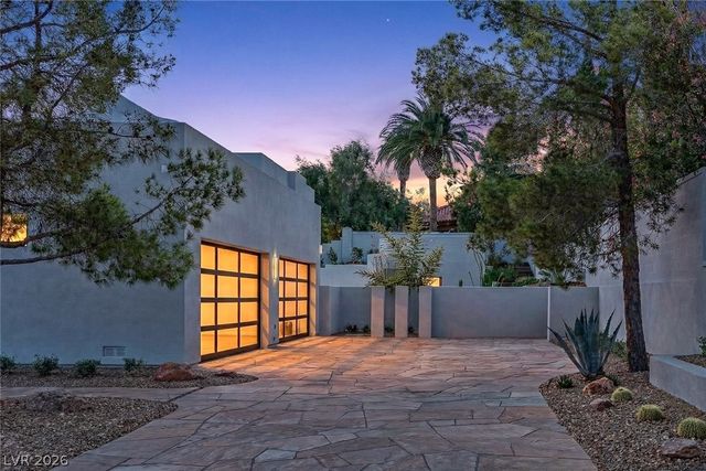 9805 Highridge Drive, Las Vegas, NV 89134