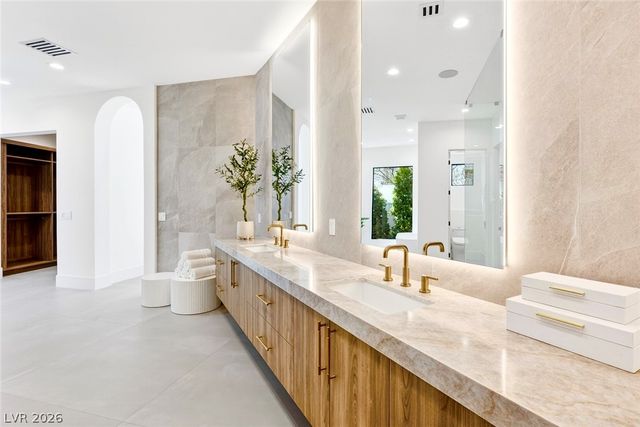 9805 Highridge Drive, Las Vegas, NV 89134