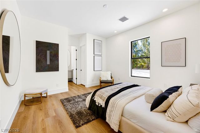 9805 Highridge Drive, Las Vegas, NV 89134