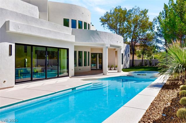 9805 Highridge Drive, Las Vegas, NV 89134