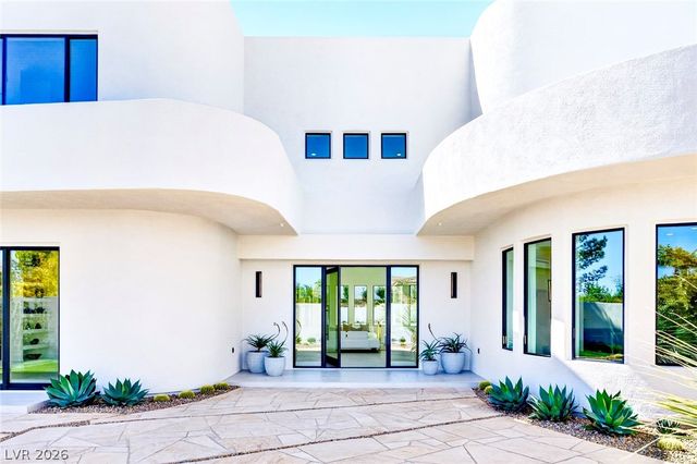 9805 Highridge Drive, Las Vegas, NV 89134