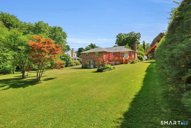 79 Orchard Street, Glastonbury, CT 06033