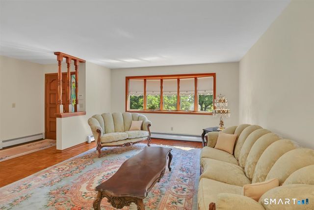 79 Orchard Street, Glastonbury, CT 06033
