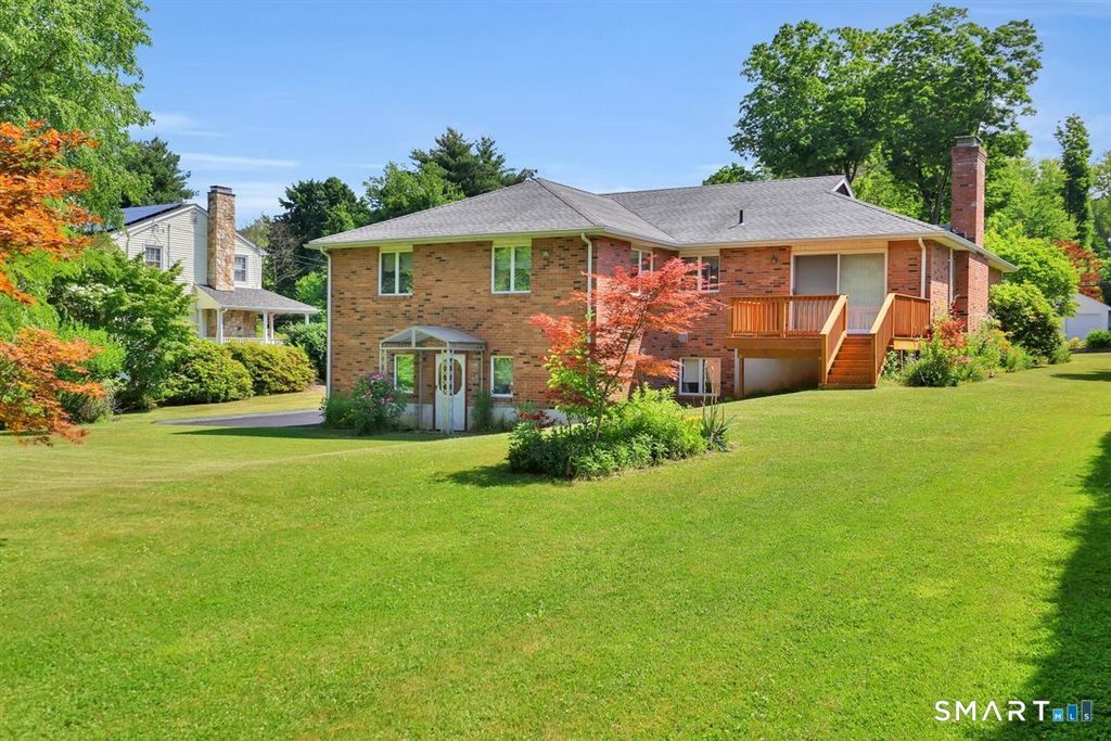 79 Orchard Street, Glastonbury, CT 06033
