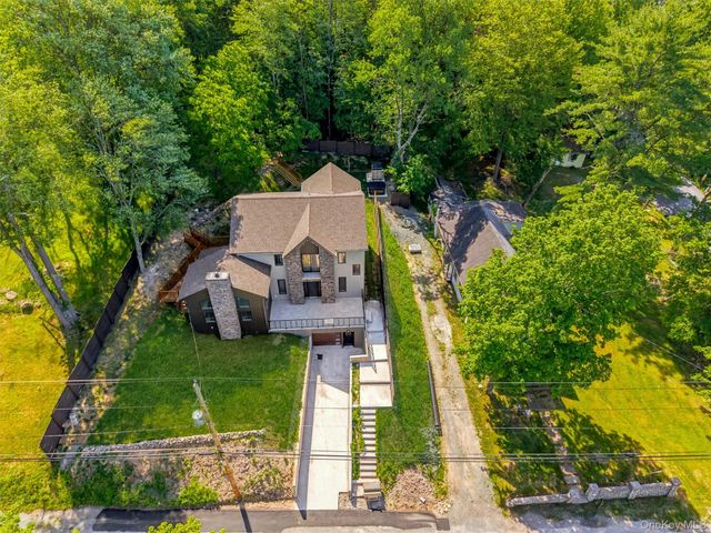 26 Post Hill Road, Mountain Dale, NY 12763
