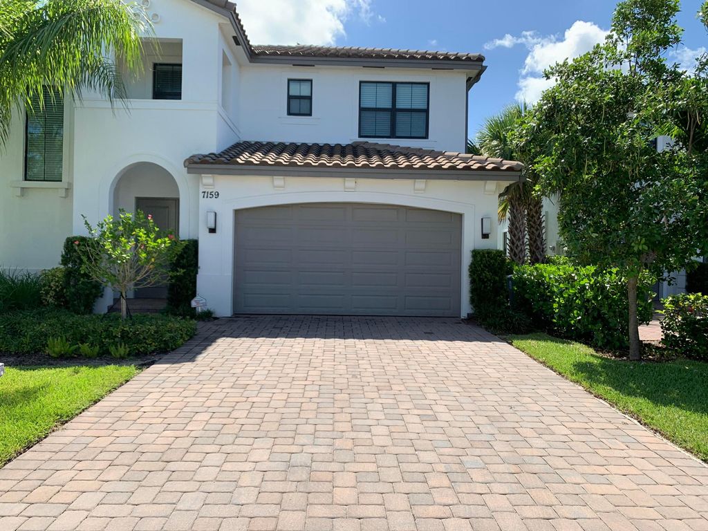 7159 Estero Drive, Lake Worth, FL 33463
