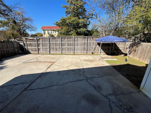 5827 Columbia Avenue, Dallas, TX 75214