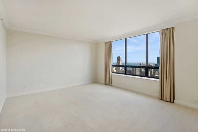 180 E PEARSON Street 5906, Chicago, IL 60611