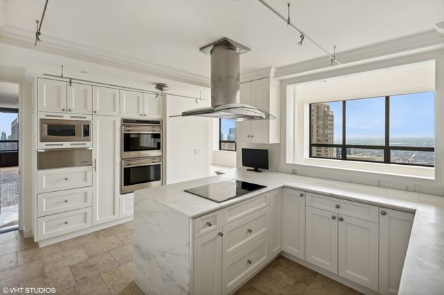 180 E PEARSON Street 5906, Chicago, IL 60611