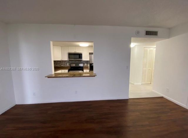 13499 Biscayne Boulevard 1507, North Miami, FL 33181