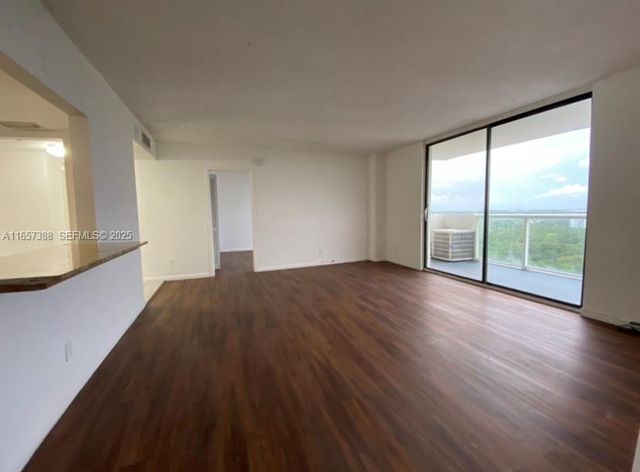 13499 Biscayne Boulevard 1507, North Miami, FL 33181