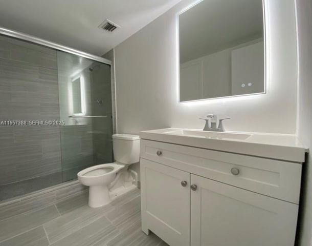 13499 Biscayne Boulevard 1507, North Miami, FL 33181