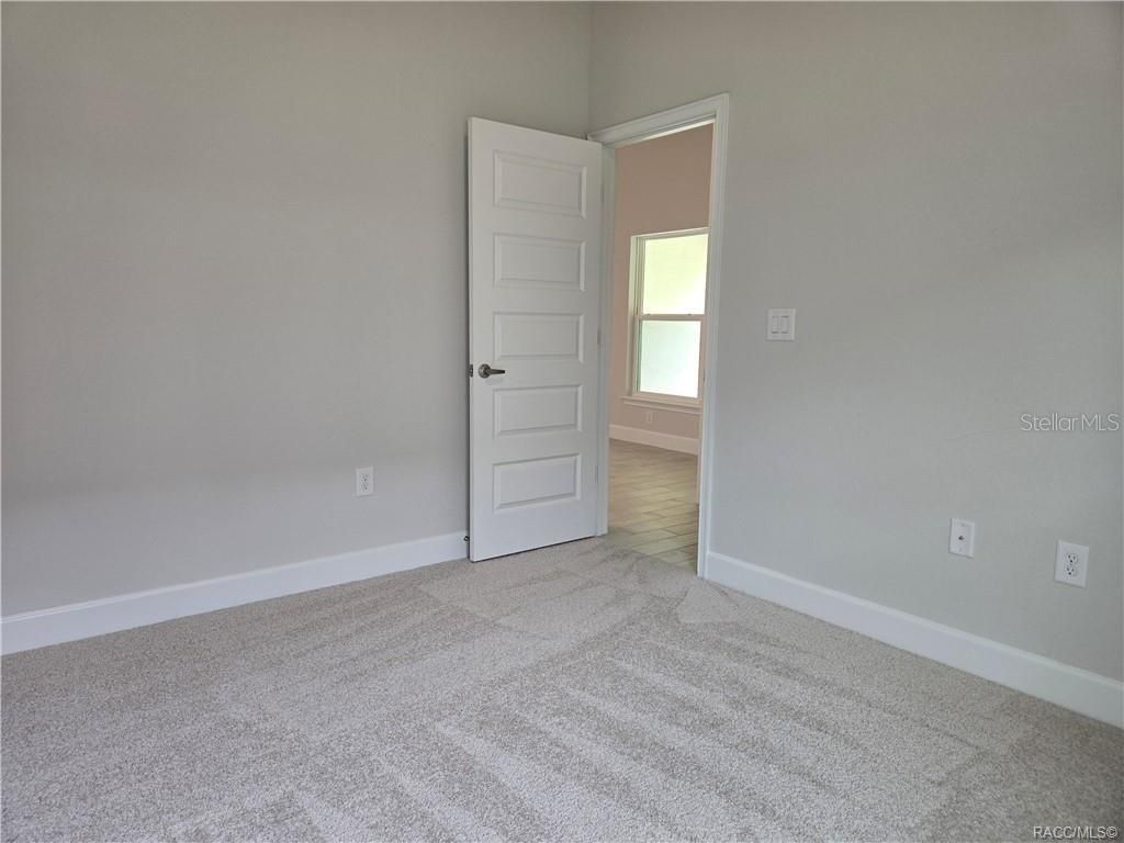 Image 11 of property listing at 1170 HERON POINT DRIVE, Inverness, FL 34453