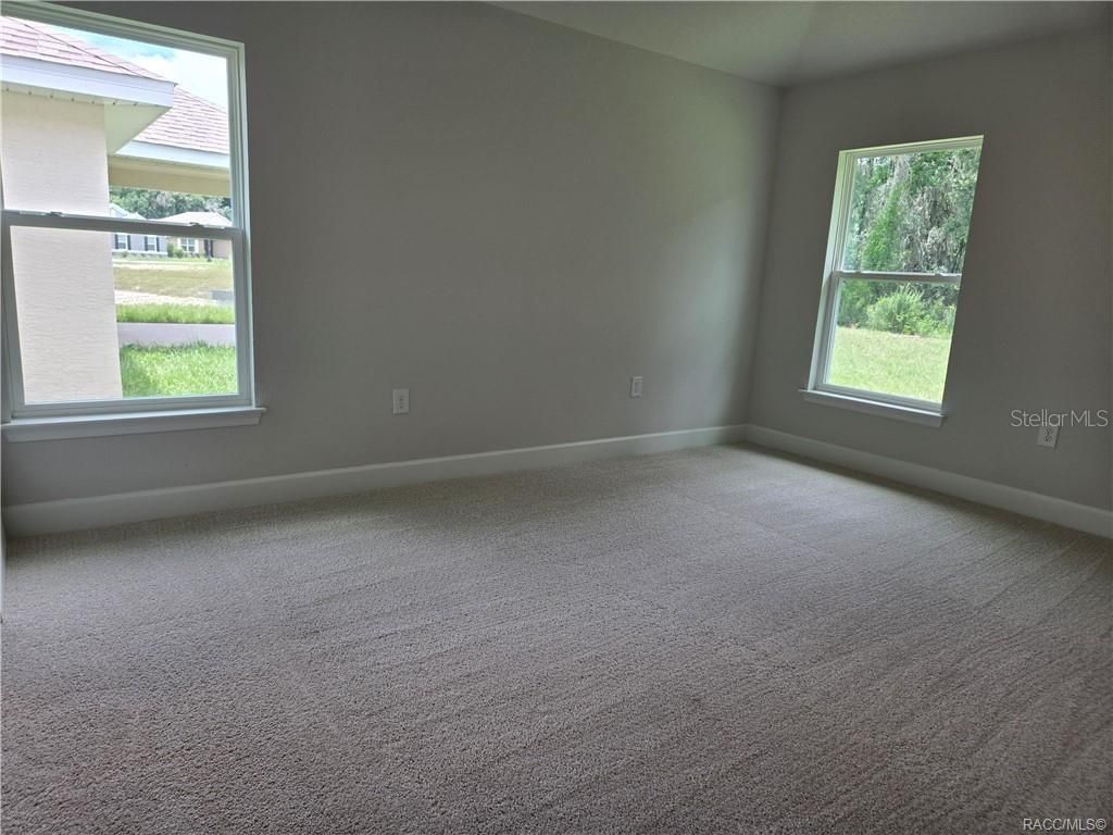 Image 8 of property listing at 1170 HERON POINT DRIVE, Inverness, FL 34453