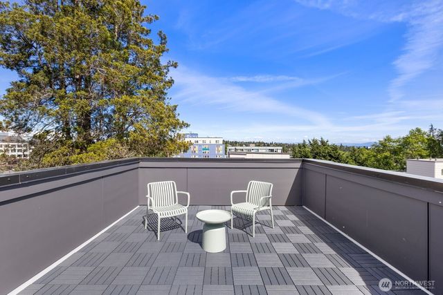 929 N 87th Street, Seattle, WA 98103