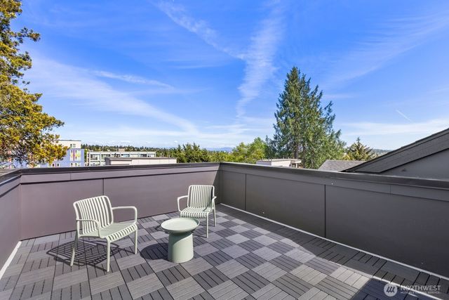 929 N 87th Street, Seattle, WA 98103
