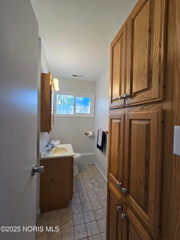 1062 Vincent Street, Findlay, OH 45840