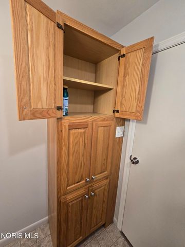 1062 Vincent Street, Findlay, OH 45840