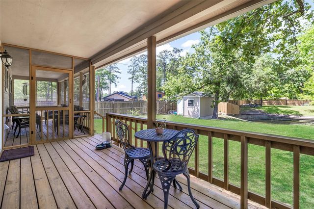 109 Teena Ln Lane, Livingston, TX 77351