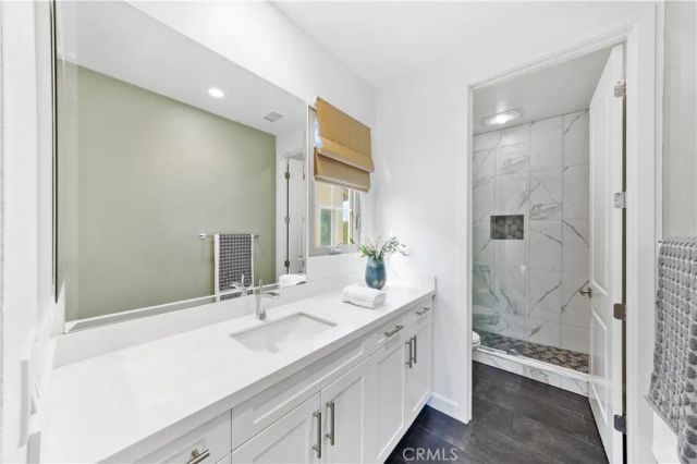 66 Furlong, Irvine, CA 92602