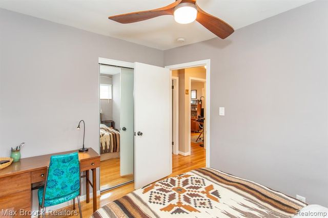 24460 Rosewood Street, Oak Park, MI 48237