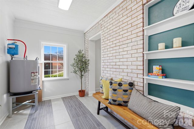 2414 Belfast Drive, Charlotte, NC 28208