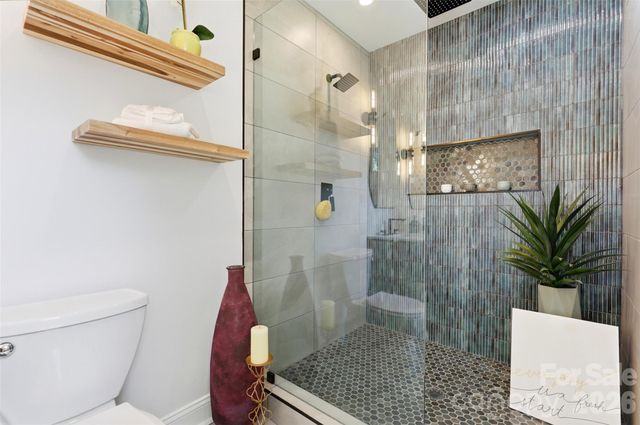 2414 Belfast Drive, Charlotte, NC 28208