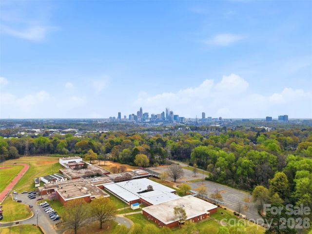 2414 Belfast Drive, Charlotte, NC 28208