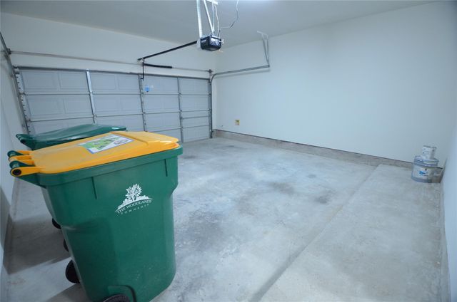 226 W Stedhill Loop, Conroe, TX 77384