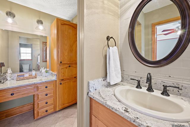 7097 Jim Rushing Rd, Denham Springs, LA 70706