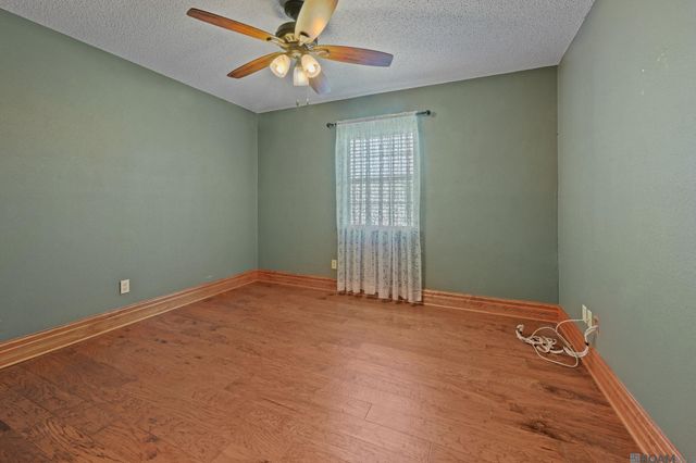 7097 Jim Rushing Rd, Denham Springs, LA 70706