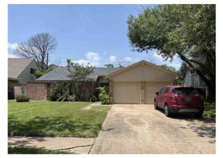 4935 Blueberry Hill Drive, Houston, TX 77084