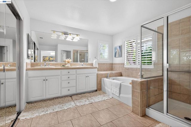 192 Mayhew Way, Walnut Creek, CA 94597
