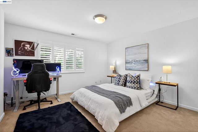 192 Mayhew Way, Walnut Creek, CA 94597