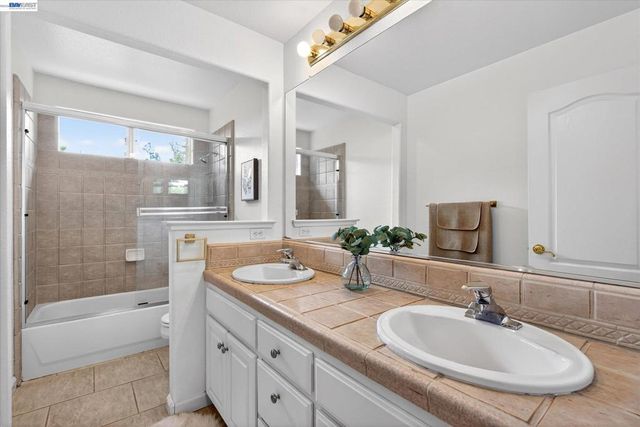 192 Mayhew Way, Walnut Creek, CA 94597