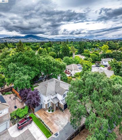 192 Mayhew Way, Walnut Creek, CA 94597