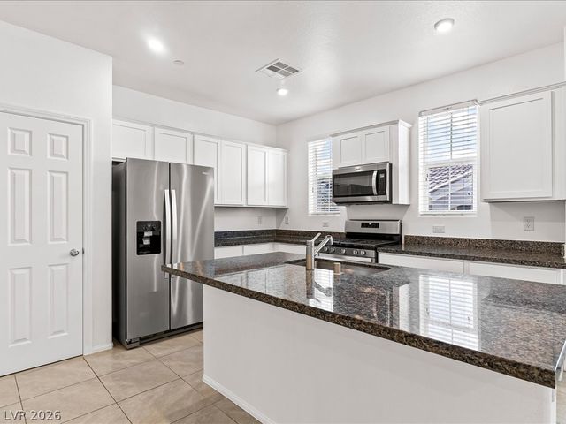 671 Foam Flower Lane, Henderson, NV 89015