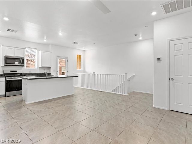 671 Foam Flower Lane, Henderson, NV 89015