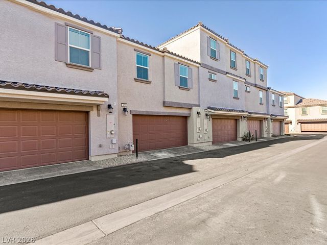 671 Foam Flower Lane, Henderson, NV 89015