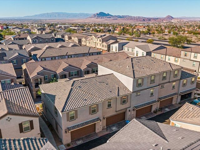 671 Foam Flower Lane, Henderson, NV 89015
